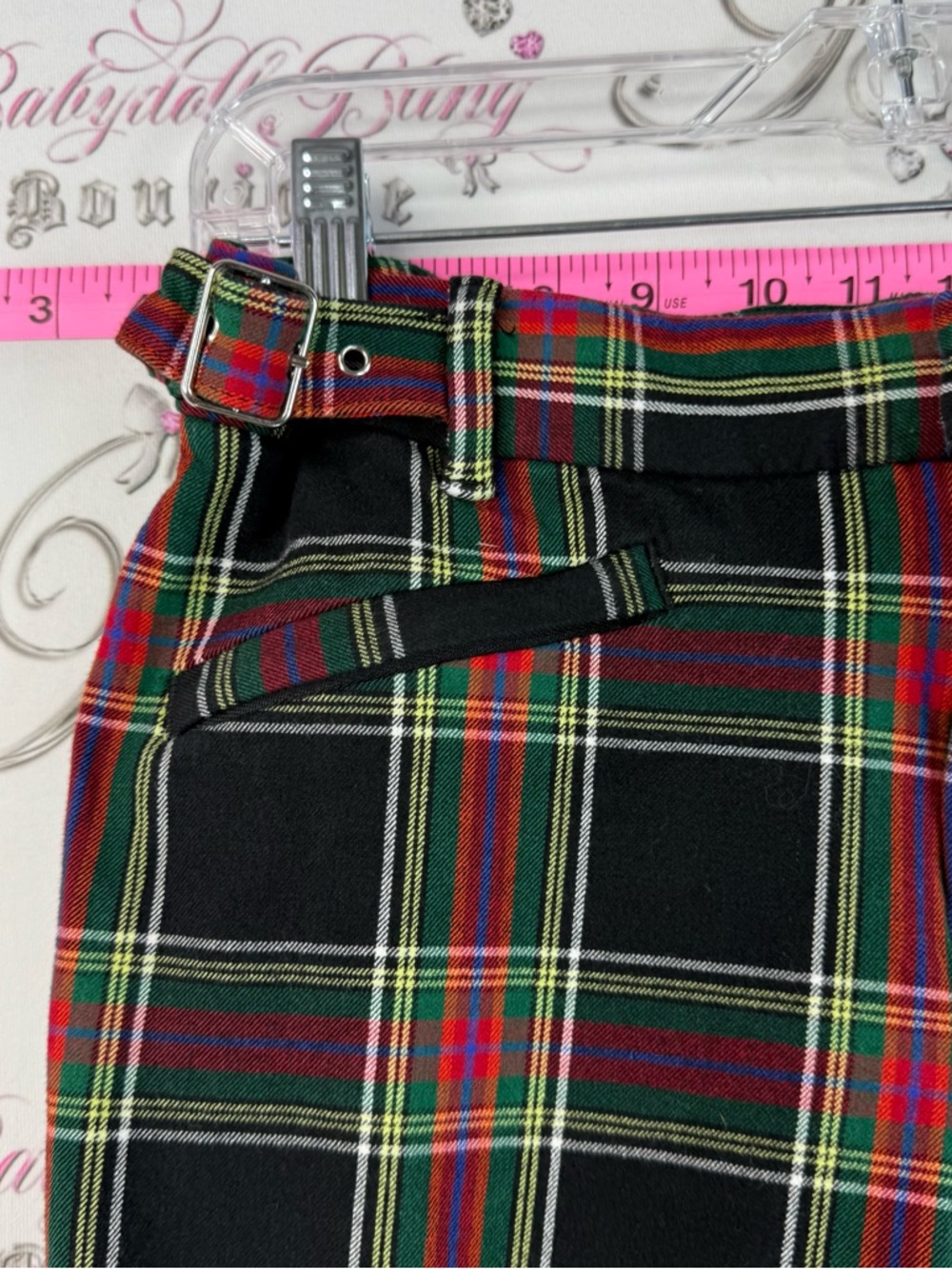 GAP Signature Skinny Ankle Trousers in with a Red, Green & Black pattern way Y2K - Picture 6 of 10